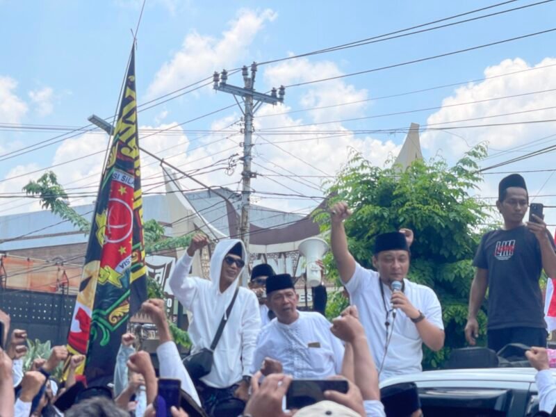 Aliansi Santri Nusantara menuntut KPI mencabut izin siar Trans 7 didepan Kantor KPID Jawa Tengah (15/10) | Foto : Tim Redaksi Wawasannews