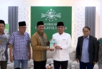 Ketua Umum PBNU Yahya Cholil Staquf saat memaparkan isi buku “Menavigasi Perubahan NU dan Pesantren” dalam rilis resmi yang disiarkan di Jakarta. (Istimewa/Wawasannews)