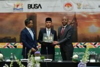 Wakil Presiden RI Gibran Rakabuming Raka berbicara dalam Indonesia–Africa CEO Forum 2025 di Johannesburg, Jumat (21/11/2025). Wapres menegaskan komitmen Indonesia memperluas kolaborasi strategis dengan negara-negara Afrika dan memperkuat diplomasi ekonomi Global South. (Istimewa/Wawasannews)