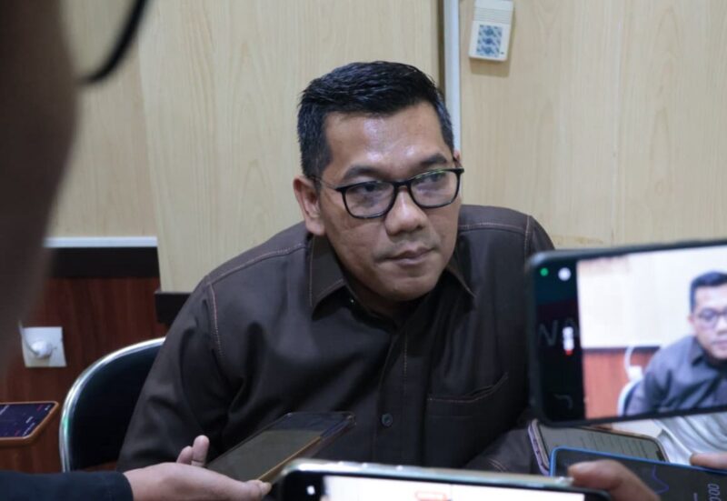 Ketua DPRD Kabupaten Kendal, Mahfud Sodiq, menyampaikan duka cita mendalam atas musibah mahasiswa UIN Walisongo Semarang  (5/11) | Wawasannews