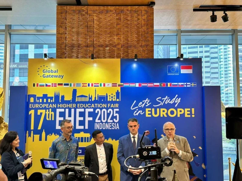 Charge de’ Affaires Ad Interim EU Delegation to Indonesia, Jerôme Pons, saat membuka pameran European Higher Education Fair (EHEF) ke-17 di Jakarta, Sabtu (8/11/2025). Ajang ini memperkuat kolaborasi riset, inovasi, dan diplomasi sains antara Eropa dan Indonesia. (wawasannews)