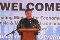 Menteri Koordinator Bidang Perekonomian Airlangga Hartarto menyampaikan paparan terkait peran strategis KEK Kendal dalam mendorong pertumbuhan ekonomi daerah. (Istimewa/Wawasannews)