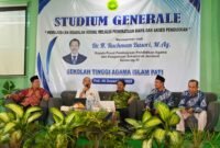 Kepala Puspenma Kemenag, Ruchman Basori, berbincang dengan jajaran pimpinan STAIP Pati sebelum penyampaian Stadium General. (Istimewa/Wawasannews)