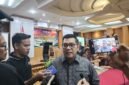 Ketua DPRD Kendal Mahfud Sodiq memberikan keterangan kepada wartawan usai kegiatan Gathering Mitra DPRD Kabupaten Kendal Tahun 2025 Sabtu (6/12/2025). Dok pribadi. (Wawasannews)