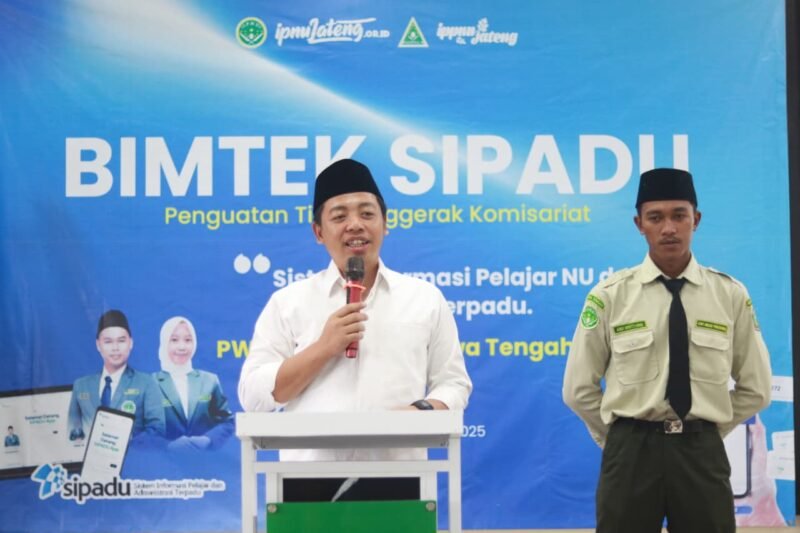 Pembina PW IPNU Jawa Tengah, Muhaimin, saat menyampaikan arahan pada kegiatan Turba Bimtek Sipadu dan Penguatan Tim Penggerak Komisariat di Gedung Muslimat NU Wonosobo, Minggu (14/12/2025). Dok pribadi. (Wawasannews)