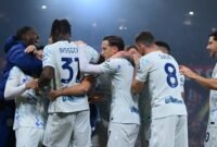 ara pemain Inter Milan merayakan gol ke gawang Genoa dalam laga Serie A, Senin (15/12/2025). Kemenangan 2-0 ini mengantarkan Nerazzurri merebut puncak klasemen dan memperpanjang tren positif mereka. (Istimewa/Wawasannews)