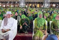 Ustad Das'ad Latif, Menteri Agama Nasaruddin Umar, Ketua Umum Dewan Pembina PP Muslimat NU Khofifah Indar Parawansa dan Menteri Pemberdayaan Perempuan dan Perlindungan Anak Arifah Fauzi (dari kiri ke kanan) saat menghadiri Peringatan Isra Mikraj Masjid Istiqlal di Masjiq Istiqlal, Jakarta, Sabtu, 17 Januari 2026. (Istimewa/Wawasannews)
