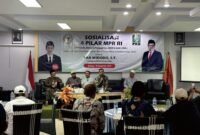 Anggota MPR RI Eka Widodo (Edo) menyampaikan materi Sosialisasi Empat Pilar Kebangsaan kepada tokoh masyarakat Kabupaten Brebes di Hotel Anggraini Ketanggungan. Istimewa/WawasanNews.com