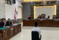 Suasana sidang perkara pembunuhan berencana di Pengadilan Negeri Kendal saat Jaksa Penuntut Umum membacakan tuntutan terhadap terdakwa, Rabu (14/1/2026). (Istimewa/Wawasannews)