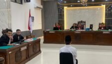 Suasana sidang perkara pembunuhan berencana di Pengadilan Negeri Kendal saat Jaksa Penuntut Umum membacakan tuntutan terhadap terdakwa, Rabu (14/1/2026). (Istimewa/Wawasannews)