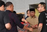 Mantan Menteri Agama Yaqut Cholil Qoumas (kedua kanan) berjalan keluar ruangan usai memenuhi panggilan KPK di Gedung Merah Putih KPK, Kamis (7/8/2025) - (Istimewa/Wawasannews)