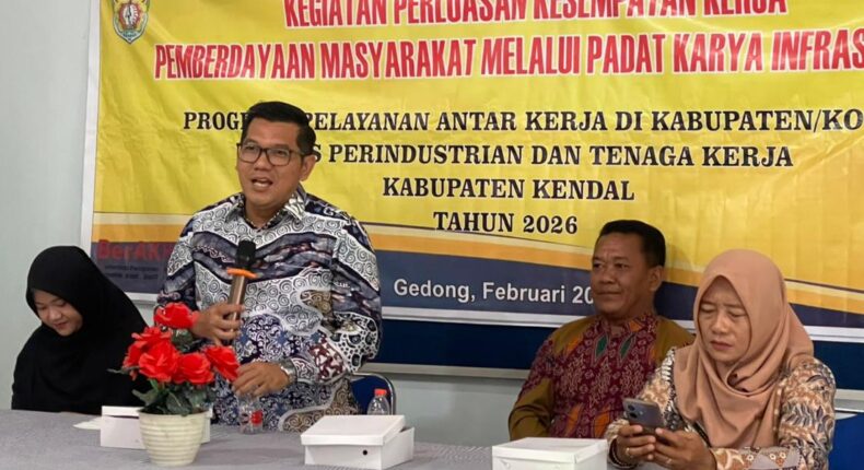 Ketua DPRD Kendal Dorong Padat Karya Infrastruktur di Desa Gedong, Perluas Kesempatan Kerja Warga