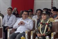 Ketua DPRD Kendal bersama Bupati Kendal saat pembukaan TMMD Reguler ke-127 di Patean, Selasa (10/2). Foto: Wwn/Wawasannews