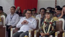 Ketua DPRD Kendal bersama Bupati Kendal saat pembukaan TMMD Reguler ke-127 di Patean, Selasa (10/2). Foto: Wwn/Wawasannews