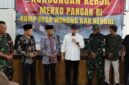 Menteri Koordinator Bidang Pangan RI Zulkifli Hasan memberikan arahan saat kunjungan kerja di Koperasi Desa/Kelurahan Merah Putih (KDKMP) Desa Winong, Kecamatan Ngampel, Kabupaten Kendal, Jumat (20/2/2026). (Istimewa/Wawasannews)