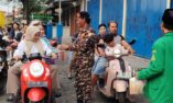 PAC GP Ansor Gemuh Bagikan 300 Paket Takjil Ramadhan untuk Masyarakat di Area MWC NU