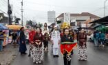 Kirab Merti Desa dan Buka Luwur Nyai Pandansari di Boja Tetap Meriah Meski Diguyur Hujan
