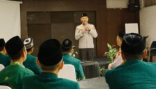Kapolres Kendal AKBP Hendry Susanto Sianipar menyampaikan sambutan saat kegiatan buka puasa bersama dan silaturahmi antara jajaran Polres Kendal dengan Pimpinan Daerah Muhammadiyah Kabupaten Kendal di Ruang Merak Resto Tirto Arum Baru, Patebon, Rabu (11/3/2026). Foto : Wawasannews.com