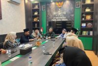 Ketua PW IPNU Jawa Tengah Muhamad Irfan Khamid bersama jajaran pengurus IPNU–IPPNU menghadiri rapat redaksi Majalah Mopdik yang digelar LP Ma’arif NU PWNU Jawa Tengah di Semarang, Kamis (12/3/2026), guna membahas penguatan literasi pelajar serta target peningkatan produksi majalah hingga 30 ribu eksemplar pada tahun 2026. Foto : Wawasannews.com