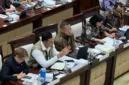Direktur Utama Perum Bulog Agmad Rizal Ramdhani (kedua kiri) berbicara dalam rapat kerja dengan Komisi XI DPR RI di Jakarta, Kamis (2/4/2026). (Istimewa/Wawasannews)