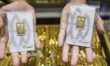 Harga Emas Antam Turun Rp50.000, Momentum Beli atau Sinyal Waspada?