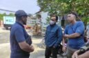 Sejumlah suplyer berdialog dengan pihak terkait di lokasi SPPG Protomulyo, Kecamatan Kaliwungu, Kabupaten Kendal, saat menagih pembayaran program Makan Bergizi Gratis (MBG) yang disebut belum terselesaikan. Foto : Wawasannews.com