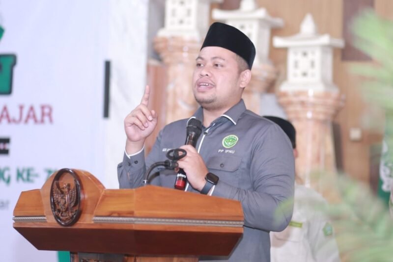 Sekum PP IPNU Agus Suherman Tanjung saat memberikan sambutan dalam sebuah kegiatan IPNU. (Foto: Istimewa)