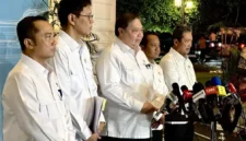 Menteri Koordinator (Menko) Bidang Perekonomian Airlangga Hartarto memaparkan poin-poin yang menjadi sorotan dalam Rapat Kerja Pemerintah saat jumpa pers di Istana Kepresidenan RI, Jakarta, Rabu (8/4/2026). (Istimewa/Wawasannews)
