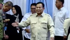 Presiden Prabowo Subianto tiba di Akademi Militer (Akmil) Magelang, Jawa Tengah, Sabtu (18/4/2026), untuk memberikan pengarahan kepada 478 ketua DPRD se-Indonesia dalam acara retret yang digelar oleh Lemhannas RI. (Istimewa/Wawasannews)