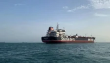 lustrasi - Kapal tanker minyak Inggris 