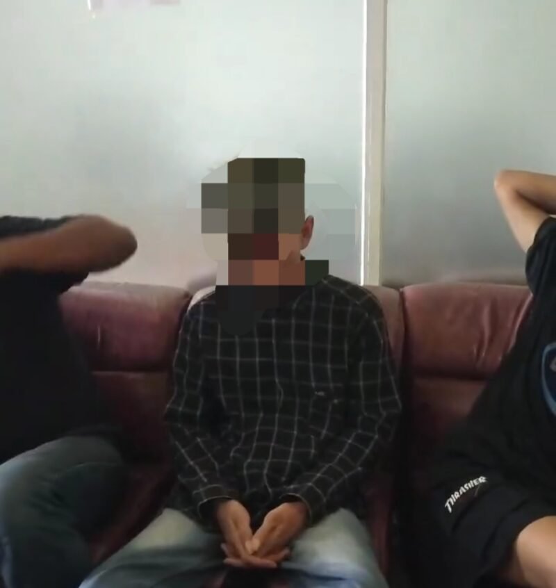 foto viral di medsos terduga pelaku pencurian uang. (Istimewa/Wawasannews)