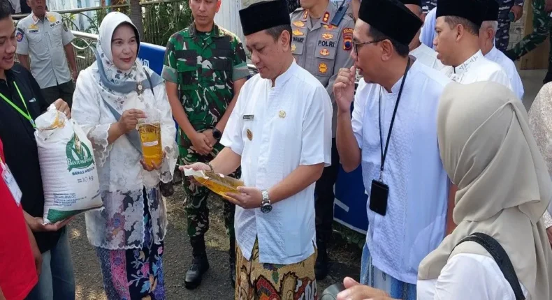 Pemkot Pekalongan Salurkan Bantuan Pangan untuk 39.373 KPM, Momentum Hari Jadi ke-120