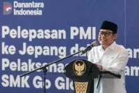 Menteri Koordinator Bidang Pemberdayaan Masyarakat Abdul Muhaimin Iskandar membuka acara pelepasan PMI ke Jepang dalam rangka pelaksanaan program SMK Go Global di Terminal 3 Bandara International Soekarno-Hatta, Tangerang, Banten, Jumat (3/4/2026). (Istimewa/Wawasannews)