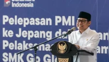 Menteri Koordinator Bidang Pemberdayaan Masyarakat Abdul Muhaimin Iskandar membuka acara pelepasan PMI ke Jepang dalam rangka pelaksanaan program SMK Go Global di Terminal 3 Bandara International Soekarno-Hatta, Tangerang, Banten, Jumat (3/4/2026). (Istimewa/Wawasannews)