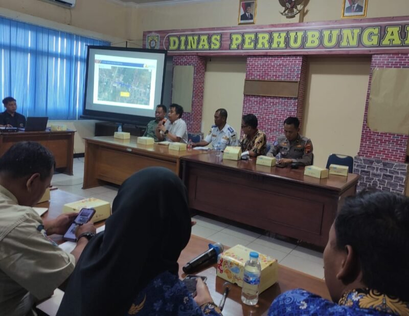 sosialisasi perbaikan jalan Pantura Kendal yang digelar di Aula Dinas Perhubungan Kabupaten Kendal, Kamis (9/4/2026). Foto : Wawasannews.com