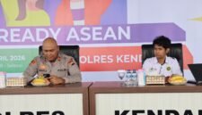 Kapolres Kendal AKBP Hendry Susanto Sianipar bersama peserta mengikuti kegiatan Pilot Project AI Ready ASEAN di Polres Kendal, Kamis (9/4/2026). Foto : Wawasannews.com