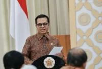 Wamenkomdigi Nezar Patria menyampaikan pidato sambutan sekaligus membuka Workshop AI Talent Factory di Kampus Universitas Gadjah Mada, Daerah Istimewa Yogyakarta, Jumat (17/04/2026). (Istimewa/Wawasannews)