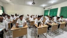 Tampak sejumlah kandidat calon Ketua DPC PKB sedang mengikuti tes tertulis dalam uji kelayakan dan kepatutan (UKK) yang diselenggarakan DPW PKB Jateng, Minggu (26/4). Foto: Istimewa/Wawasannews