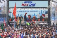 Presiden Prabowo Subianto hadir langsung dalam peringatan Hari Buruh Internasional atau May Day 2026 yang dipusatkan di kawasan Monumen Nasional (Monas), Jakarta, Jumat (1/5/2026). Tampak dalam foto, suasana peringatan Hari Buruh Internasional atau May Day 2026 di kawasan Monumen Nasional (Monas), Jakarta, Jumat (1/5/2026). ( Wawasannews.com)