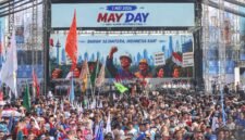 Presiden Prabowo Subianto hadir langsung dalam peringatan Hari Buruh Internasional atau May Day 2026 yang dipusatkan di kawasan Monumen Nasional (Monas), Jakarta, Jumat (1/5/2026). Tampak dalam foto, suasana peringatan Hari Buruh Internasional atau May Day 2026 di kawasan Monumen Nasional (Monas), Jakarta, Jumat (1/5/2026). ( Wawasannews.com)