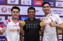 Asisten pelatih ganda putra utama Indonesia Chafidz Yusuf berpose bersama ganda putra Leo Rolly Carnando/Daniel Marthin, setelah menjuarai BWF World Tour Super 500 Thailand Open 2026, Bangkok, Thailand, Minggu (17/5/2026). (Istimewa/Wawasannews)