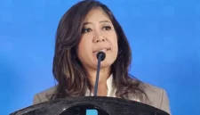 Menteri Komunikasi dan Digital Meutya Hafid menyampaikan keterangan pers mengenai kepatuhan platform digital pada Peraturan Pemerintah Nomor 17 tahun 2025 tentang Tata Kelola Penyelenggaraan Sistem Elektronik dalam Pelindungan Anak (PP Tunas) di Kantor Kementerian Komunikasi dan Digital, Jakarta Pusat, Kamis (9/4/2026). wawasannews.com