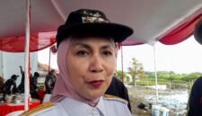 Bupati Kendal Dyah Kartika Permanasari saat memberikan keterangan kepada wartawan terkait penanganan tanggul jebol di aliran Kali Bodri, Desa Pidodo Kulon, Kecamatan Patebon, Senin (25/5/2026). (Istimewa/Wawasannews)