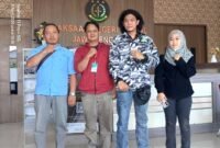 Kuasa hukum korban dari LBH Ansor Kendal, David, memberikan keterangan terkait putusan Pengadilan Negeri Kendal yang menjatuhkan vonis 12 tahun penjara kepada pelaku kekerasan seksual terhadap penyandang disabilitas. (Istimewa/Wawasannews)