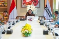 Kepala BP BUMN sekaligus COO Danantara Indonesia Dony Oskaria (tengah). (Istimewa/Wawasannews)